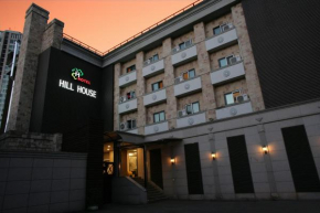 Отель Hill House Myeongdong  Сеул